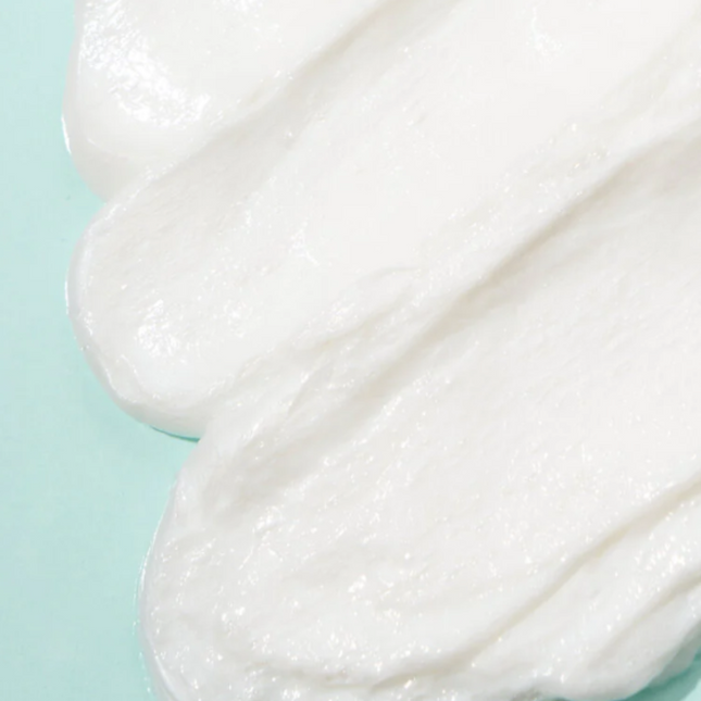 Espuma de limpeza refrescante de domingo de manhã