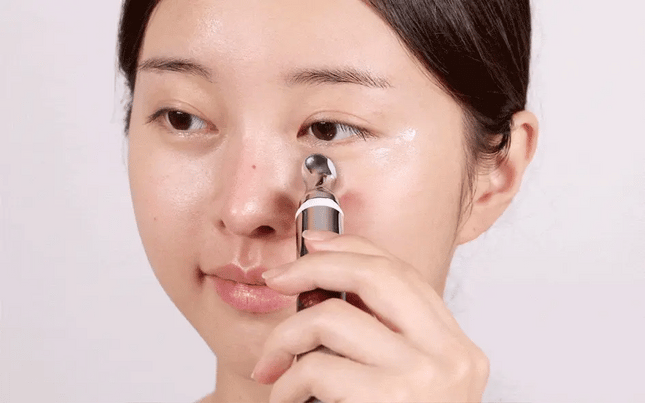 Reedle Shot Lifting Eye Cream