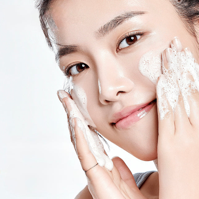 Heartleaf LHA Moisture Peeling Gel Facial Scrub