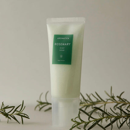 Esfoliante de couro cabeludo com alecrim
